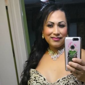 Meet your Posher, Vicky santos domínguez